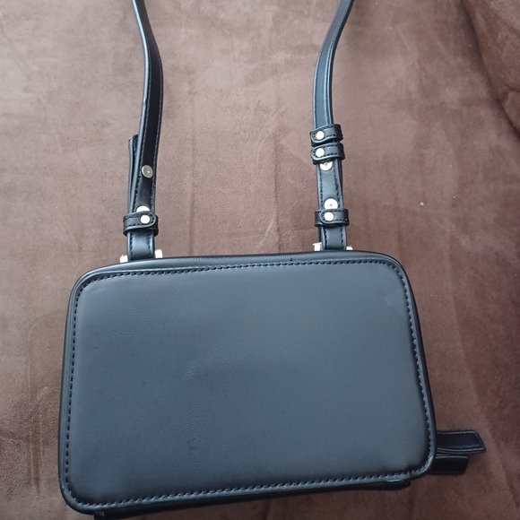 Dream Control Embroidered Crossbody Handbag - Picture 4 of 6